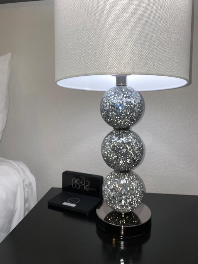Traveler Stay Eagle Pass Bagian luar foto